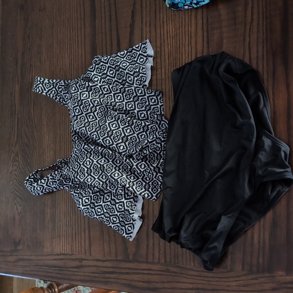 Bathing suit